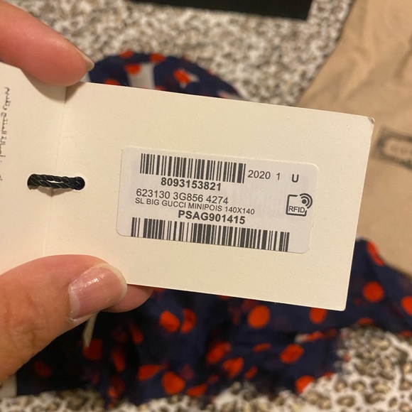 NWT GUCCI Modal Silk Polka Dot Print Scarf Blue White Red - Picture 4 of 5